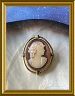 Oude bruine glas camee broche, Ophalen of Verzenden, Overige materialen, Broche