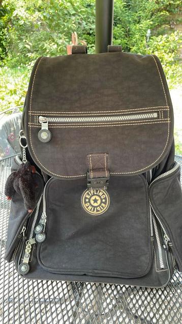 Kipling reistas/rugras met wielen beschikbaar voor biedingen