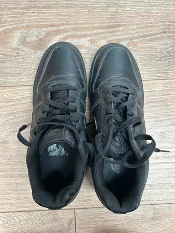 Zwarte Nike schoenen maat 42,5 ZGAN beschikbaar voor biedingen