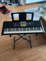 Yamaha piano, Muziek en Instrumenten, Ophalen, Gebruikt, 61 toetsen, Yamaha