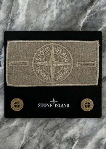 Stone Island badge beige logo incl 2 knopen nieuw beschikbaar voor biedingen