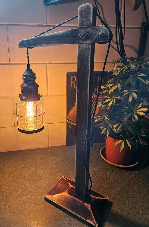 Unieke vloer/tafellamp, handmade., Huis en Inrichting, Lampen | Vloerlampen, Nieuw, Minder dan 100 cm, Ophalen of Verzenden