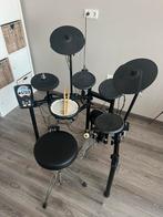 Roland TD-11 Elektronisch drumstel incl kruk en kickpedaal, Muziek en Instrumenten, Ophalen, Zo goed als nieuw, Roland, Elektronisch