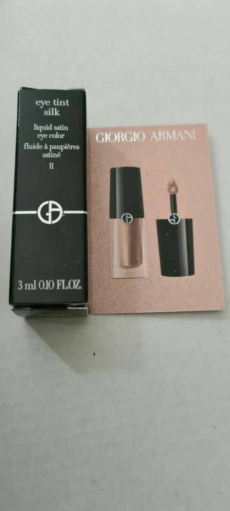 Armani eye  tint silk liquid satin oogschaduw rose ashes 11, Sieraden, Tassen en Uiterlijk, Uiterlijk | Cosmetica en Make-up, Nieuw
