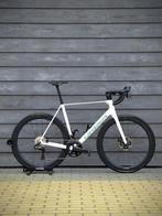 Orbea Orca M20i LTD power Custom, 57 cm, Ultegra 8170 Di2, 28 inch, Carbon, Zo goed als nieuw, Meer dan 20 versnellingen