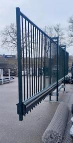 Schuifpoort vrijdragend. 6 mtr doorgang., Ophalen, Gebruikt, Aluminium, Spijlenhekwerk