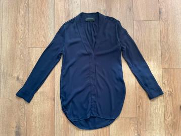By Malene Birger mooie donkerblauwe blouse maat 38 beschikbaar voor biedingen
