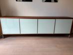 Dressoir massief hout met melkglas deuren, Huis en Inrichting, Ophalen, Gebruikt, 200 cm of meer, Kersenhout