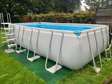Intex zwembad 549 x 274 x 132cm beschikbaar voor biedingen