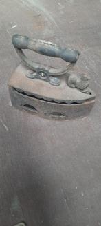 antieke strijkbout, Antiek en Kunst, Antiek | Gereedschap en Instrumenten, Ophalen