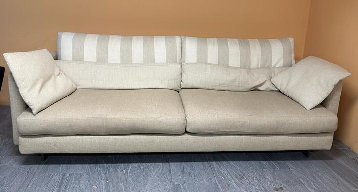 Linteloo bank beige, Huis en Inrichting, Banken | Bankstellen, Zo goed als nieuw, Rechte bank, 250 tot 300 cm, 75 tot 100 cm, Hout