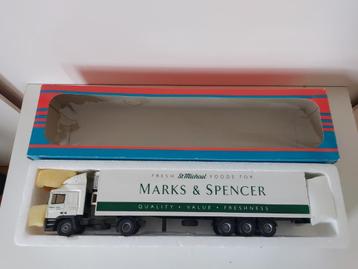 Tekno Erf EC14 met 3 as koeltrailer BOC voor Marks & Spencer beschikbaar voor biedingen