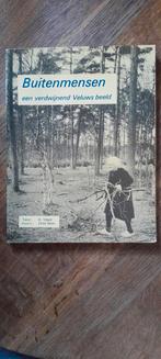 Buitenmensen - Een verdwijnend Veluws beeld, Boeken, Ophalen of Verzenden, Zo goed als nieuw, A. Visser, Gelderland