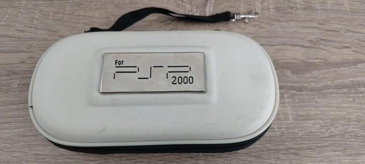 PSP Playstation Portable Slim / Lite + 24 digitale spellen, Spelcomputers en Games, Spelcomputers | Sony PSP, Zo goed als nieuw