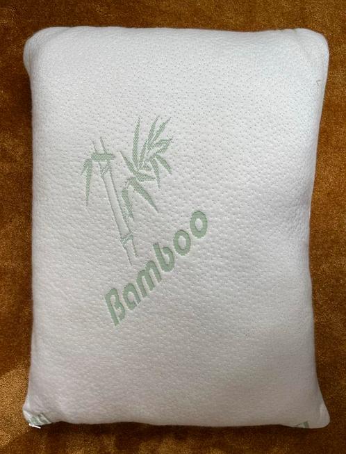 Bamboo hoofdkussen zo goed als nieuw, Huis en Inrichting, Woonaccessoires | Kussens, Zo goed als nieuw, Wit, Ophalen of Verzenden