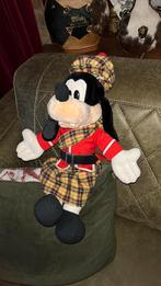Goofy in schotse kleding, Ophalen of Verzenden, Goofy of Pluto, Zo goed als nieuw, Beeldje of Figuurtje
