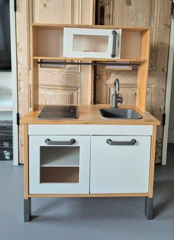 Ikea keukentje Duktig beschikbaar voor biedingen