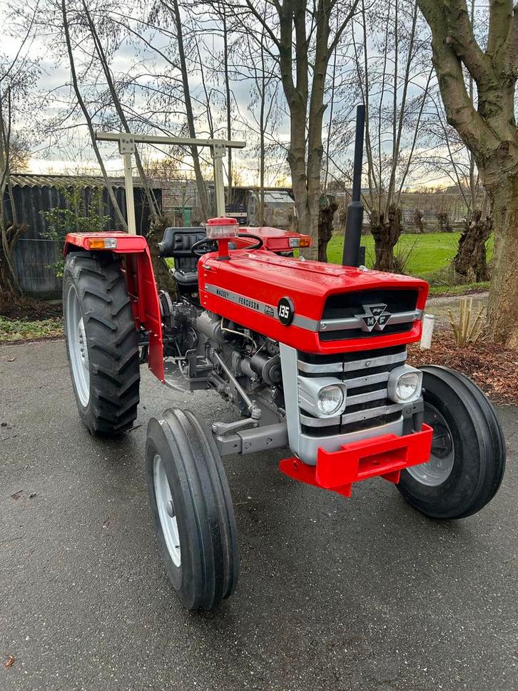 Massey Ferguson 135 in zeer goede staat, Zakelijke goederen, Agrarisch | Tractoren, meer dan 10000, Massey Ferguson, tot 80 Pk