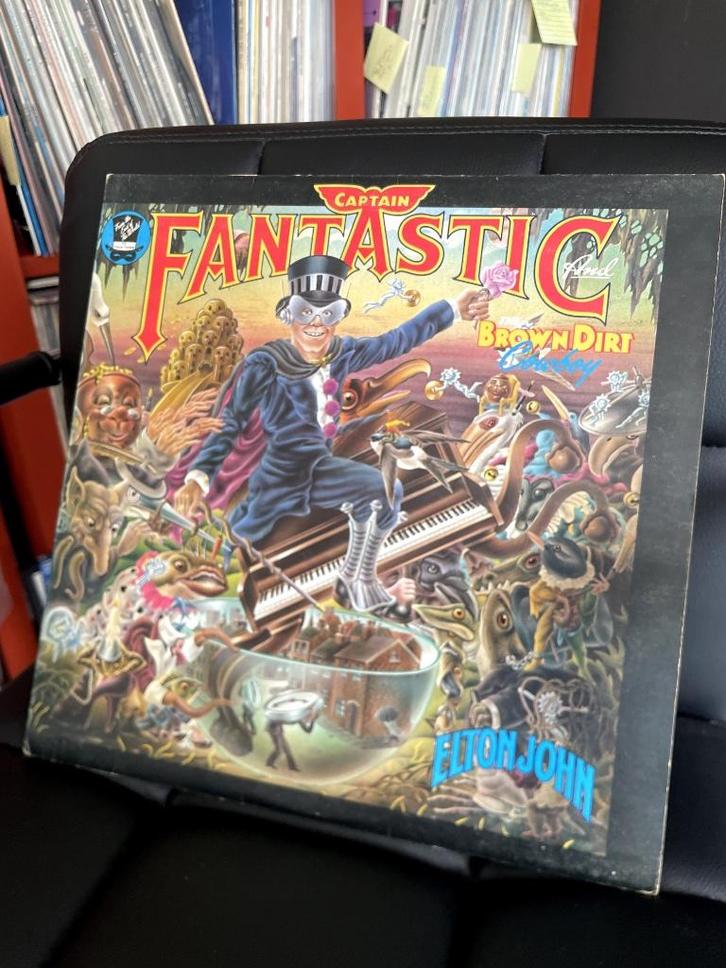 Elton John, LP Captain Fantastic (1975), Cd's en Dvd's, Vinyl | Pop, Gebruikt, 1960 tot 1980, 12 inch, Verzenden