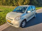 Daihatsu Sirion 1.3 2008 Beige, Auto's, Daihatsu, Voorwielaandrijving, 4 cilinders, Beige, 1000 kg