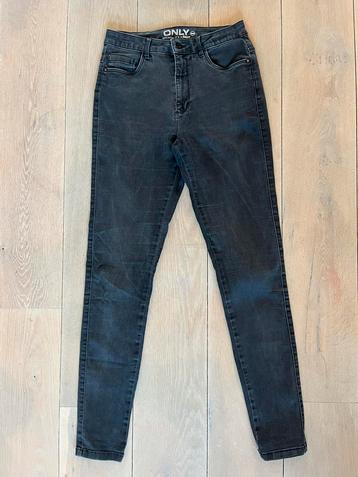 High waisted Only M/32 stretch zwarte skinny jeans beschikbaar voor biedingen