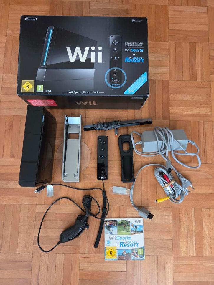 Nintendo Wii Sports Resort Pack - Zwart, Spelcomputers en Games, Spelcomputers | Nintendo Wii, Zo goed als nieuw, Met 1 controller