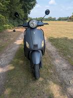 Senzo Riva Lux scooter met weinig op de teller., Fietsen en Brommers, Snorfietsen en Snorscooters, Ophalen, Gebruikt, Overige merken