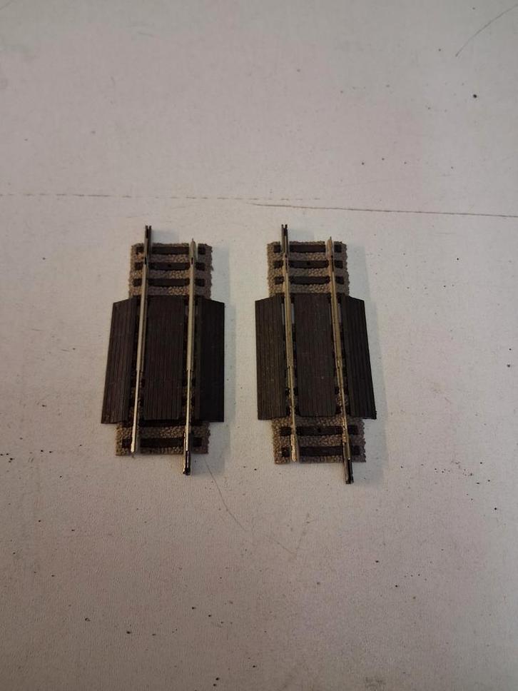 2 x fleischmann 6110 compensatie rails in zeer goede staat, Hobby en Vrije tijd, Modeltreinen | H0, Zo goed als nieuw, Rails, Gelijkstroom