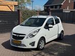 Chevrolet Spark 1.0 Bifuel 2011 NIEUWE KOPPELING, 15 km/l, 4 cilinders, Metallic lak, Wit