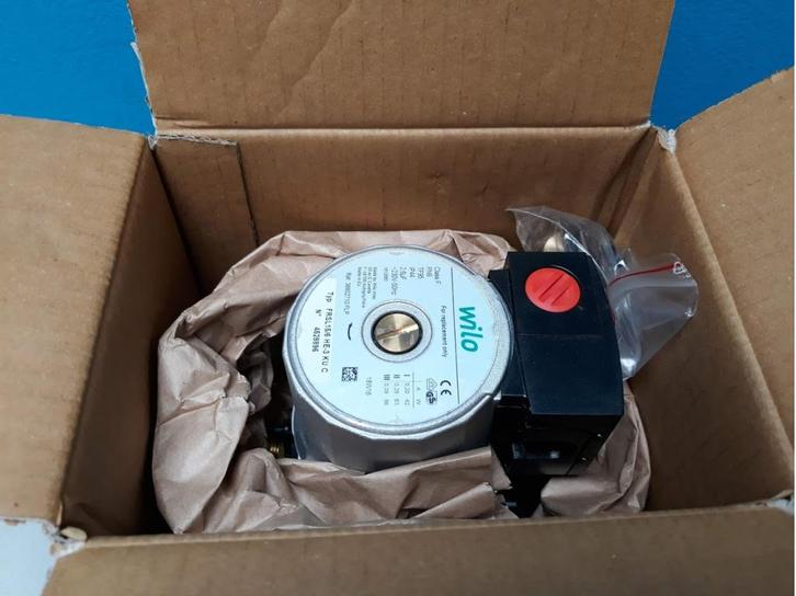 Cv pomp met ontluchter Agpo Ferroli Megadens 3/4/5 SHR, Doe-het-zelf en Verbouw, Verwarming en Radiatoren, Zo goed als nieuw, Cv-ketel of Combi-ketel