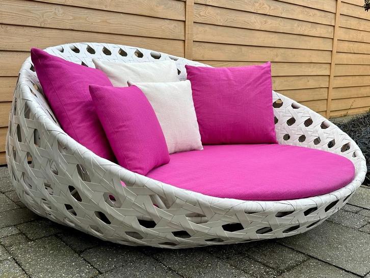 B&B Italia Outdoor Canasta Patricia Urquiola draaibare sofa, Tuin en Terras, Ligbedden, Gebruikt, Kunststof, Verrijdbaar, Ophalen