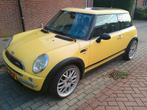 Mini 1.6 Cooper One, Voorwielaandrijving, 15 km/l, Stoelverwarming, 4 stoelen