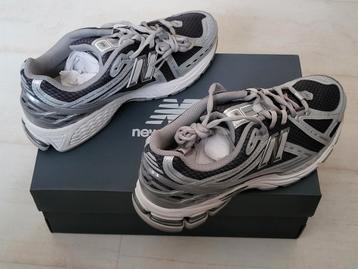 New Balance Hardloopschoenen - Maat 43 beschikbaar voor biedingen