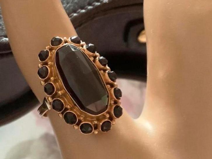 Geweldige antieke gouden ring entourage Granaten 14 k goud, Sieraden, Tassen en Uiterlijk, Ringen, Zo goed als nieuw, Dame, 17 tot 18