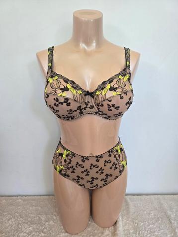Nieuw prima donna manali bh 75d taille slip 40m  beschikbaar voor biedingen