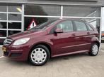 Mercedes-Benz B-klasse 200 /Automaat/Airco/Cruise/Trekhaak/7, 136 pk, Gebruikt, 4 cilinders, Leder en Stof