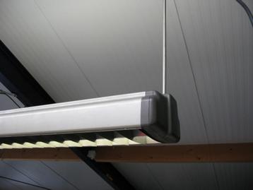 3 Philips Industriële metallic kleurig hanglampen ‘Tl bakken beschikbaar voor biedingen