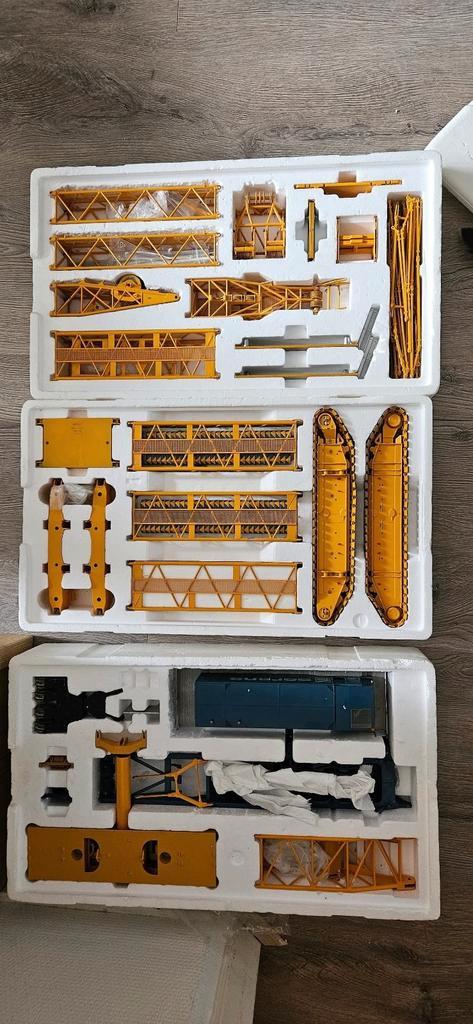 zeer complete CC 8800-1 met YCC stijl afwerking, Hobby en Vrije tijd, Modelbouw | Overige, Zo goed als nieuw, Groter dan 1:32