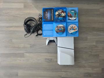 Zeernette Playstation 5 Slim Disc 1TB Pakket Lees Goed❗️ beschikbaar voor biedingen