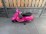 Vespa sprint scooter kind elektrisch accu roze, Ophalen, Zo goed als nieuw