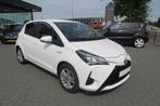 Toyota Yaris 1.5 Hybrid Aut Comfort, Camera, Cruise Control,, 1497 cc, Wit, Bedrijf, Hybride Elektrisch/Benzine
