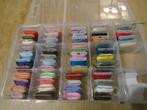 52 volle strengen DMC op de bobbins, Ophalen of Verzenden, Nieuw, Handborduren, Borduurgaren of Zijde