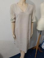Yest jurk maat 42, Beige, Maat 42/44 (L), Ophalen of Verzenden, Zo goed als nieuw