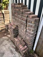 Klinkers gratis af te halen. Gebruikt, Tuin en Terras, Tegels en Klinkers, Ophalen, Gebruikt, Overige materialen, Klinkers
