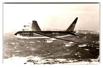 Vliegtuig, Boeing Stratofortress beschikbaar voor biedingen