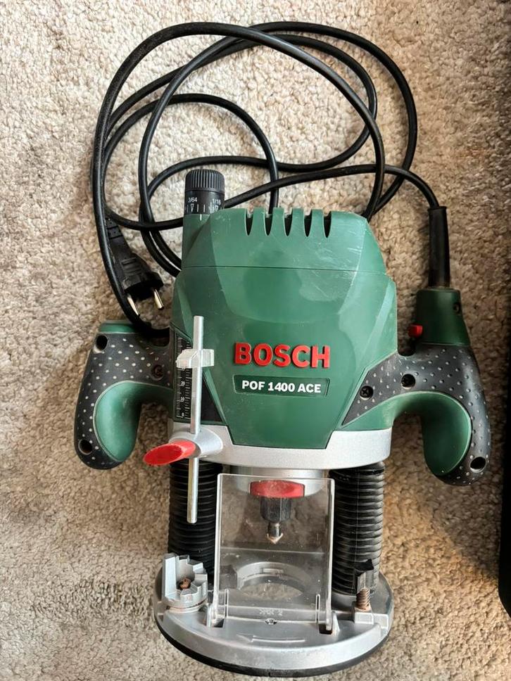 Bosch bovenfrees POF 1400 ACE – compleet in koffer, Doe-het-zelf en Verbouw, Gereedschap | Freesmachines, Zo goed als nieuw, Elektrisch