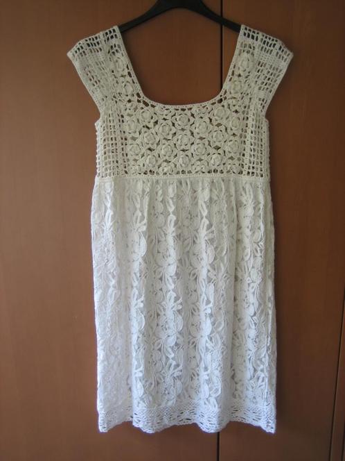 Romantisch off-white kanten jurkje of tuniek 36-38 SNAZZEYS, Kleding | Dames, Jurken, Nieuw, Maat 38/40 (M), Wit, Knielengte, Verzenden