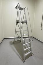 PMP08 Bordestrap - Aluminium Platformtrap, Doe-het-zelf en Verbouw, Ladders en Trappen, Trap, Ophalen of Verzenden, Zo goed als nieuw