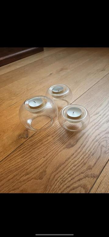 Glazen Theelichthouders beschikbaar voor biedingen