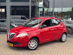 Lancia Ypsilon 1.2 Black & Red Airco Lmv 1ste Eigenaar, Voorwielaandrijving, Euro 5, Stof, Gebruikt